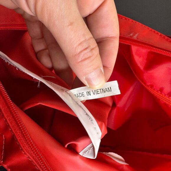 Vintage "Washington D.C." Red Nylon Tote Bag, Full Zip Closure, Americana Kitsch - Picture 9 of 12